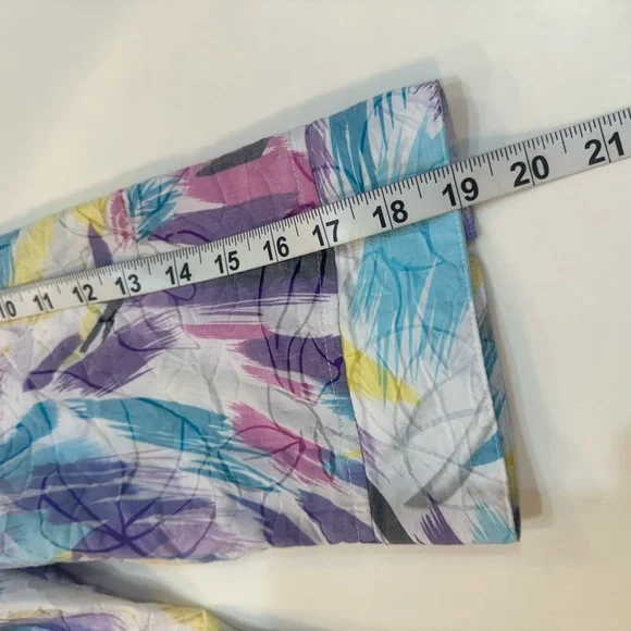 ALIA Colorful Abstract Crinkle Print Button Down Blouse - Shirttail Hem - Sz 16W - Picture 10 of 12